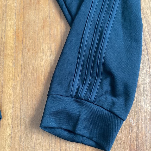 Adidas Black/black  3-stripe joggers. Large. Regular fit. Like New! 🔥 - Picture 6 of 8